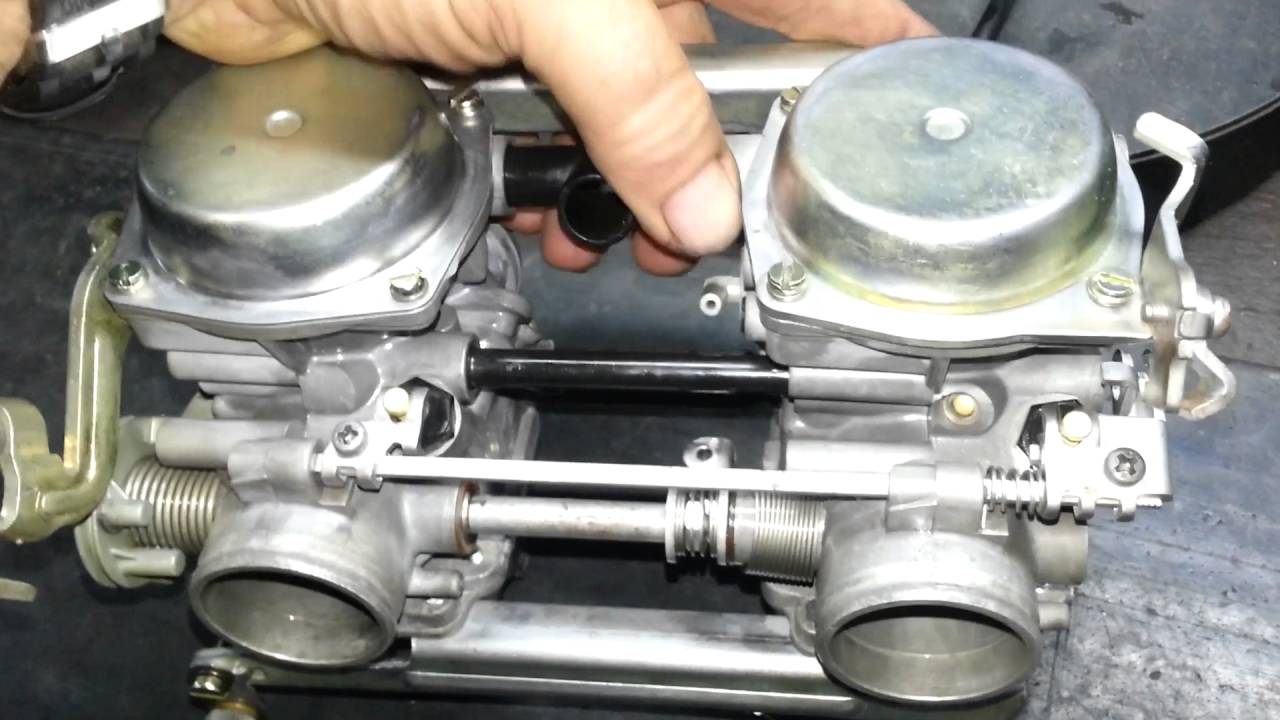 Silvio Carburadores Mikuni da CBR 450 SR 1992 do Edilson