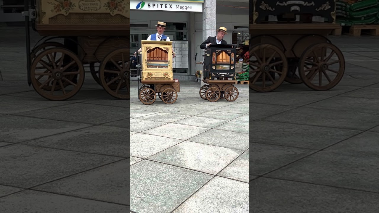 Drehorgeln spielen Synchron