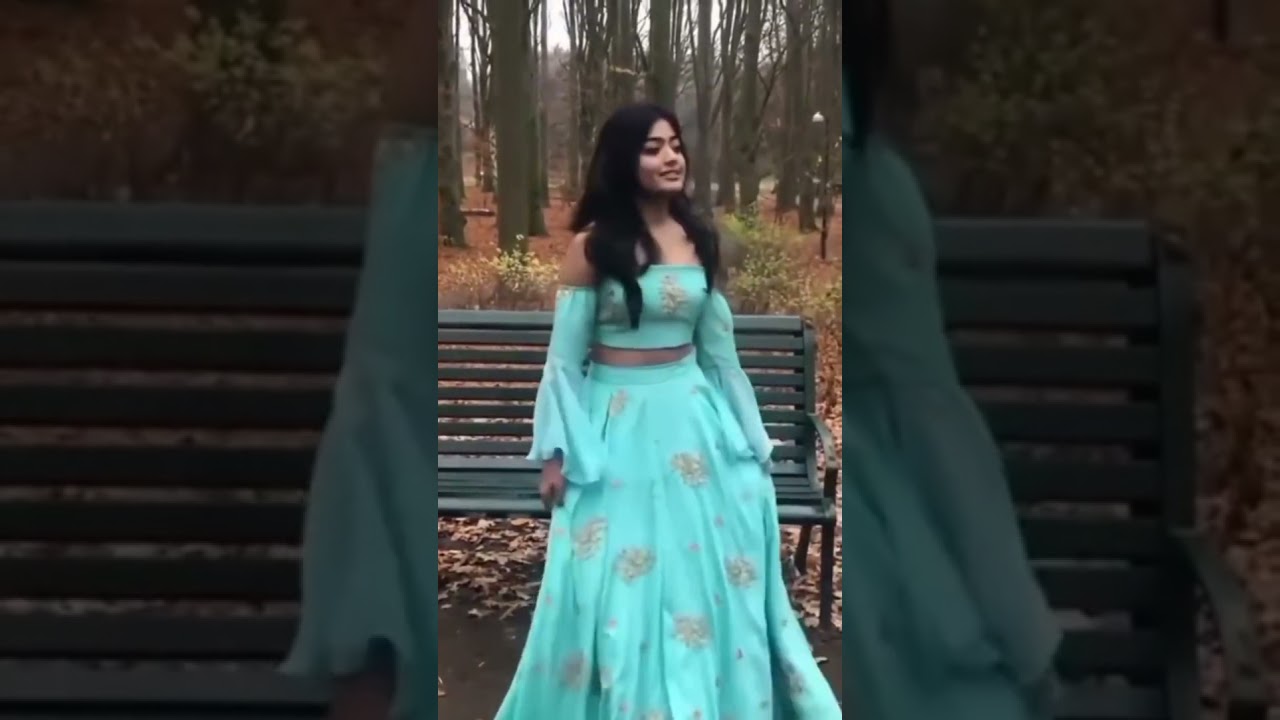 Cute movement of Rashmika Mandhana🥰🥰| #rashmikamandanna#nationalcrushrashmika#sexysouthactress#south