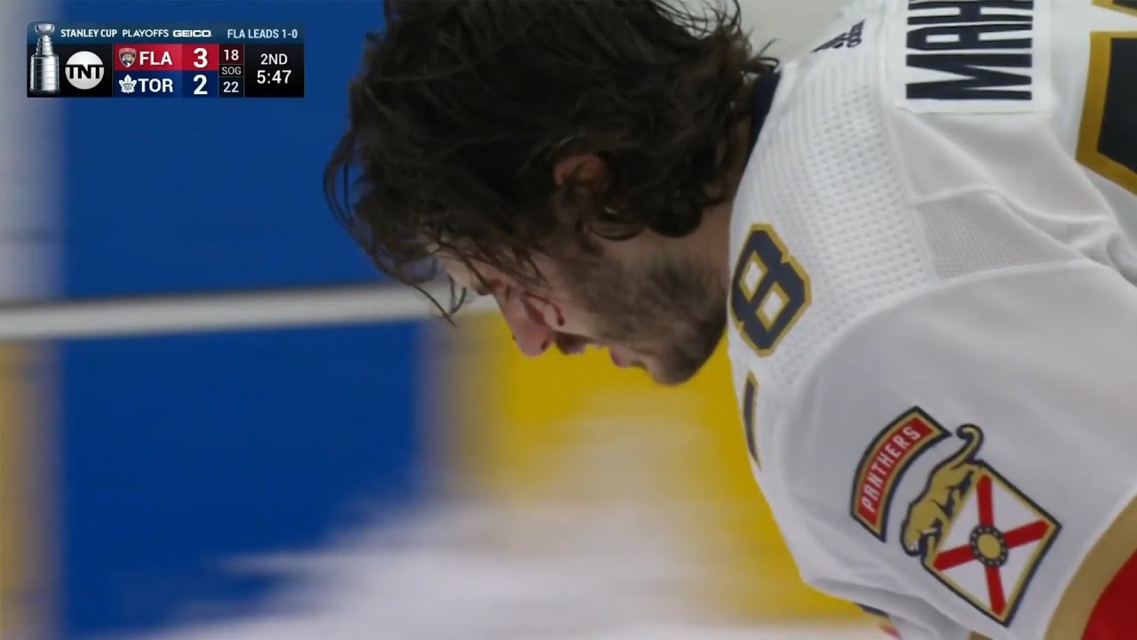Josh Mahura hit in the face by William Nylanders wrist shot 2022 - 2023 Playoffs
