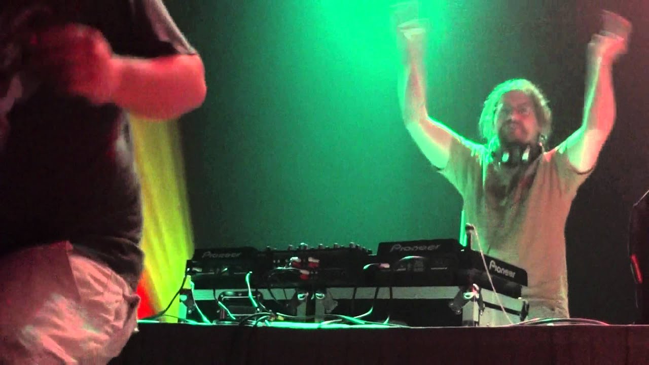 Anthrocon 2012 HD: BBF's Rave! (raw video)