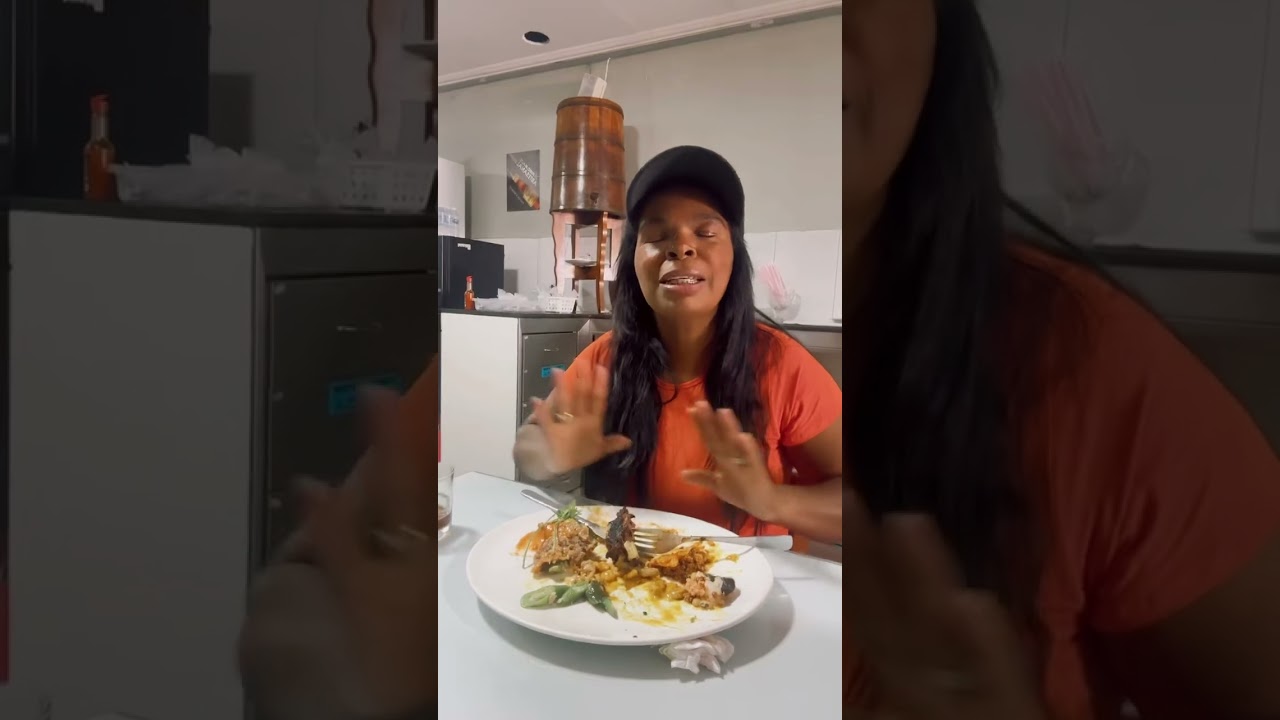 Você conhece alguém que faz isso no restaurante 🫢😱