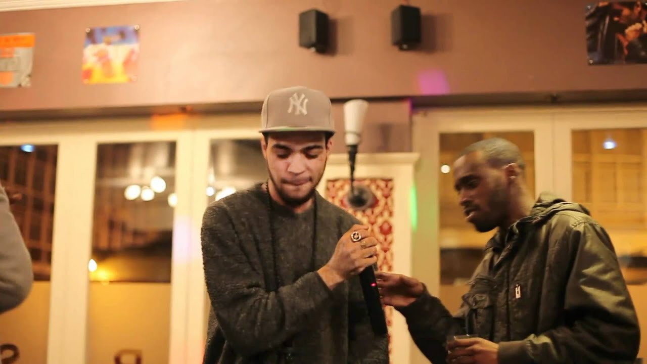 UR Showcase Part 6 - Johnny Gunz and Page
