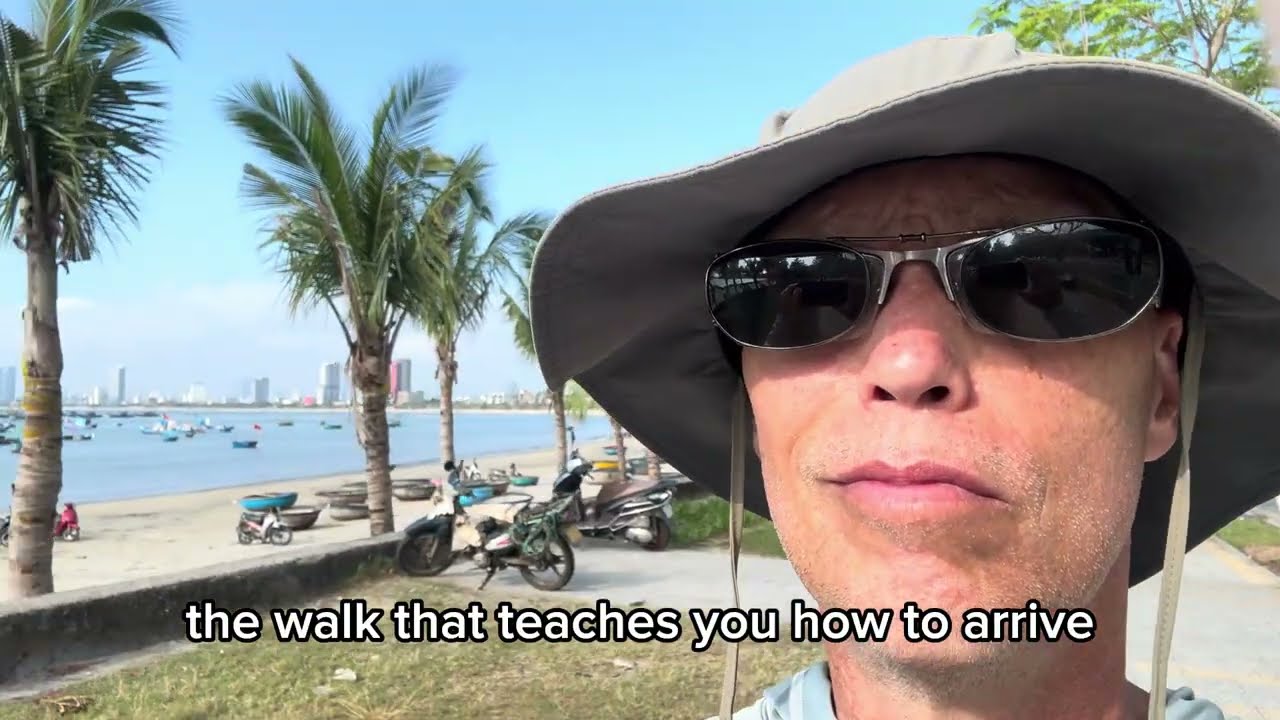 Finding the Lady Buddha - A Four-Hour Walk Through Da Nang's Soul