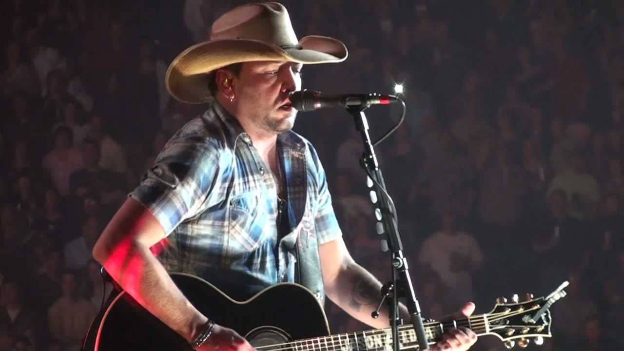 Jason Aldean - Amarillo Sky Live in Concert (HD)