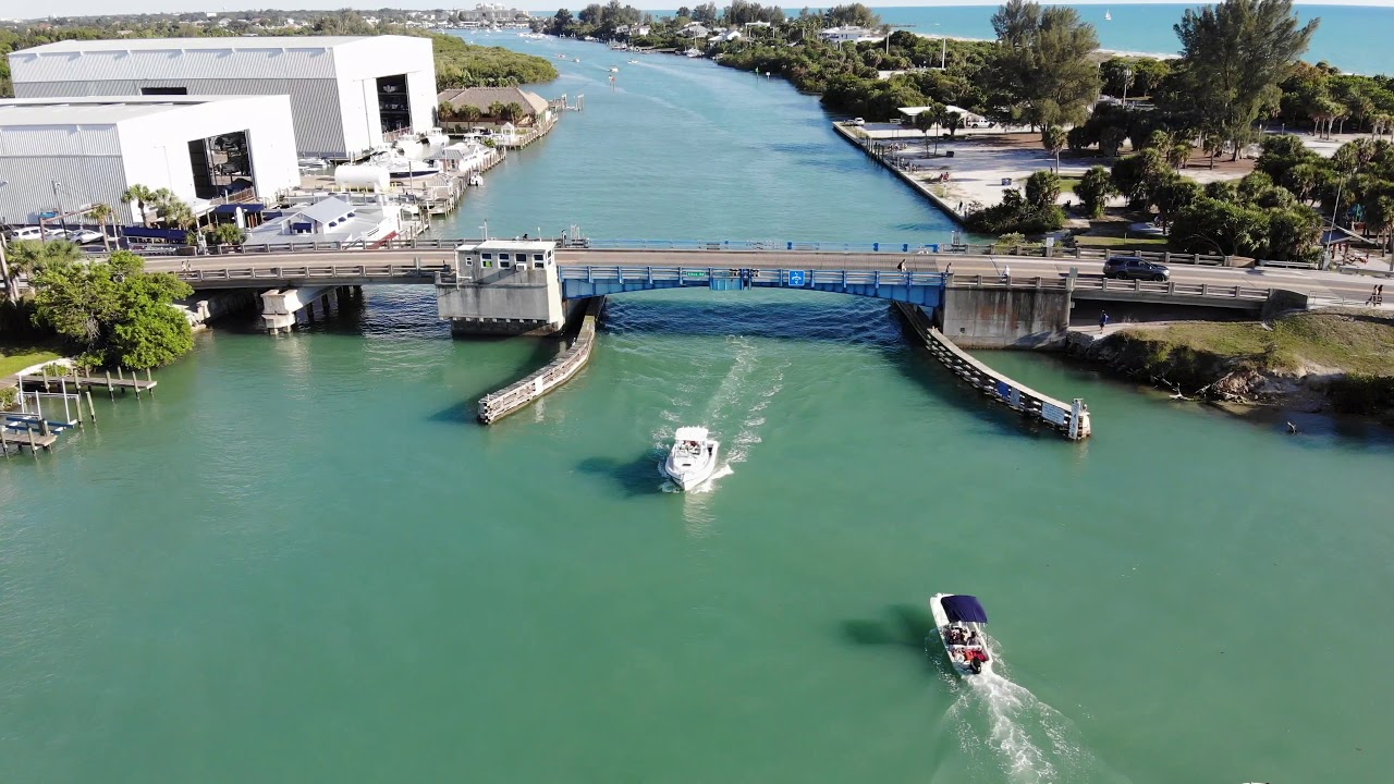 Venice Beach & Jetty - Venice, FL