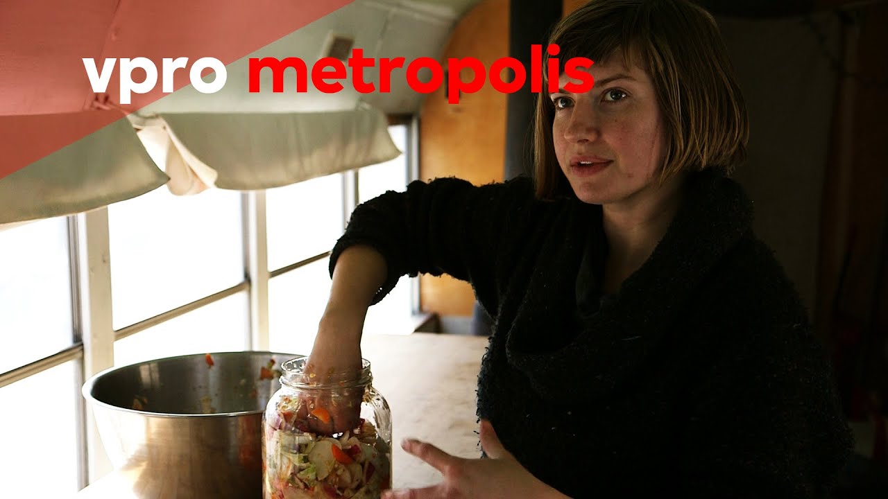 Вечеринка брожения в автобусе в США &mdash; vpro Metropolis