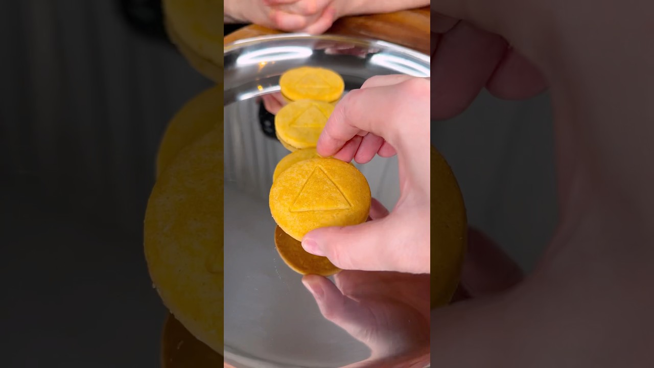 How to make the DALGONA TRIANGLE properly?😅❤️🍪| CHEFKOUDY