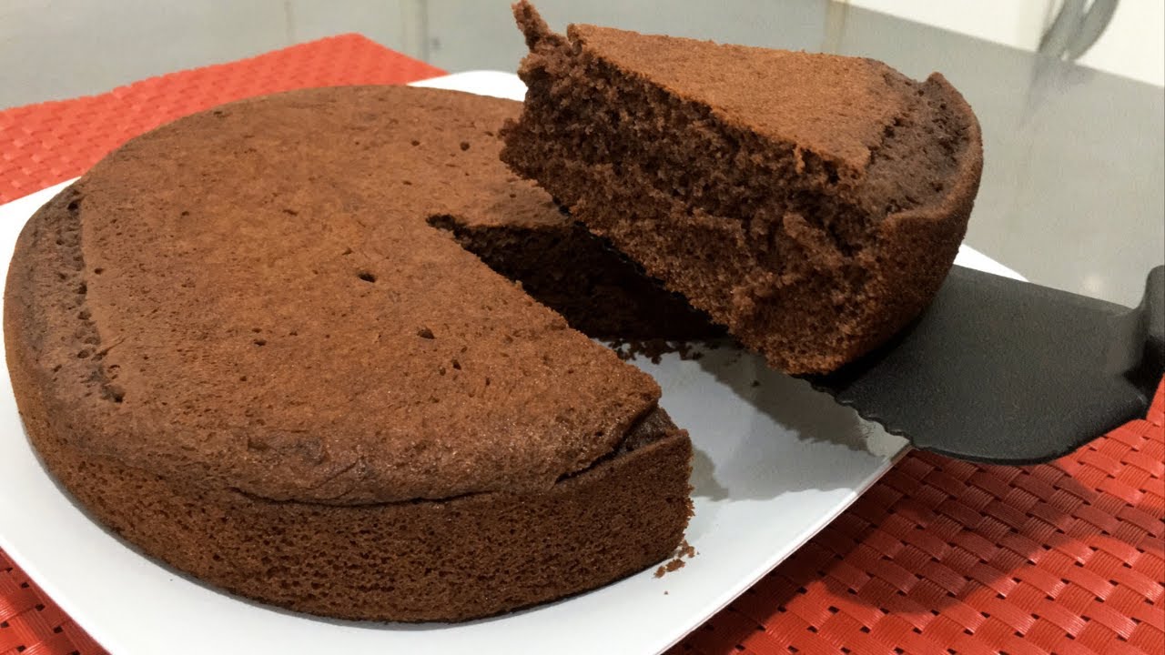 BOLO DE NESCAU (SEM LEITE E SEM FORNO) - FOFÍSSIMO E RÁPIDO DE FAZER!