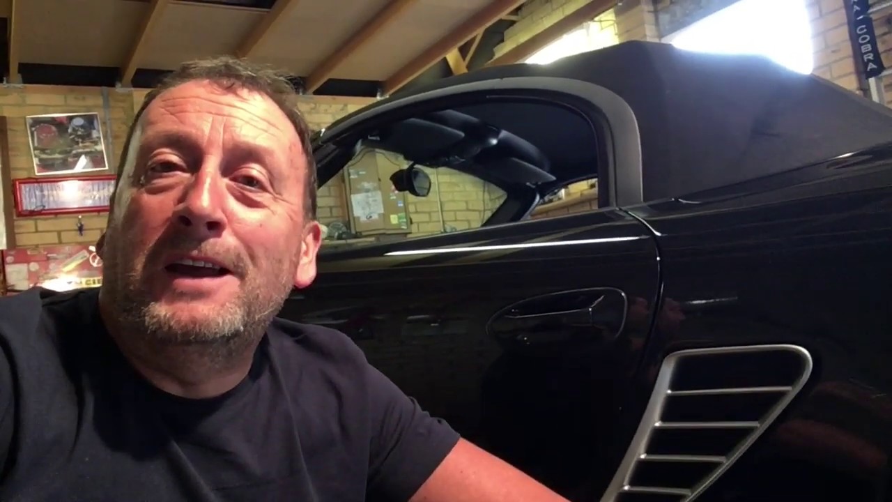 Porsche Boxster S 987 Remove blanking air vent/grill passenger side.