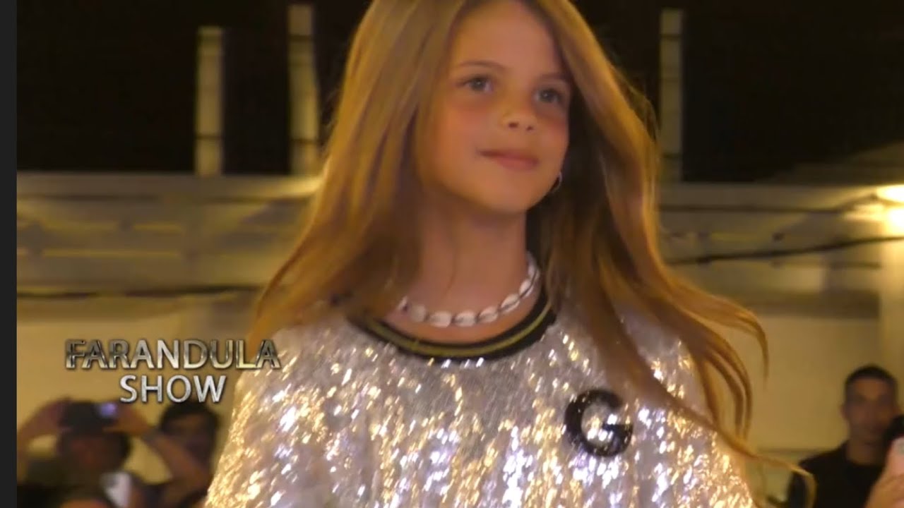 El debut de Francesca Icardi en la pasarela de Punta del Este. #ARCHIVO #Francesca #moda  #LaBarra