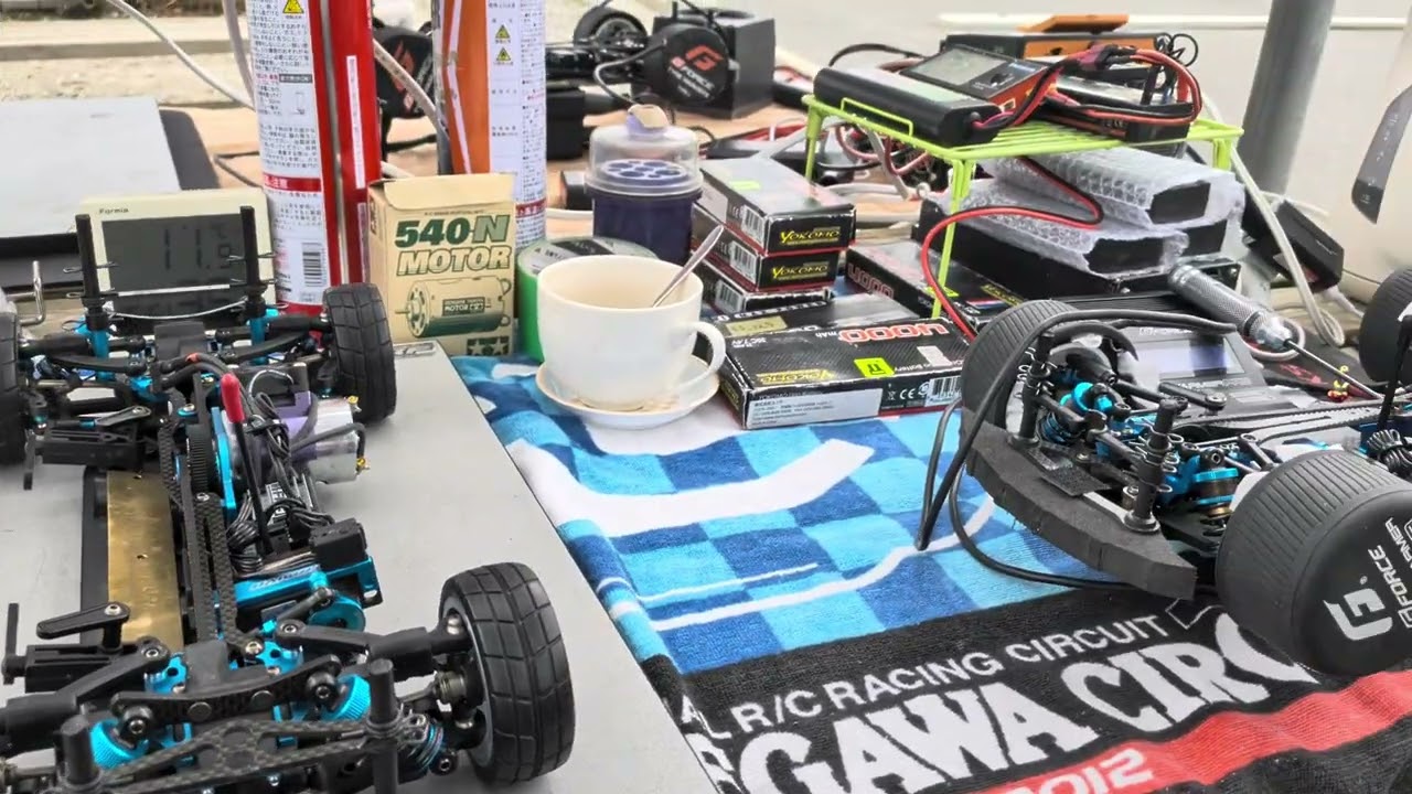 スカイホビー加須サーキットに来て見た♪🎩540ツーリングカー、17.5Tツーリングカーギヤ比4.0のTRF421の紹介♪🎩