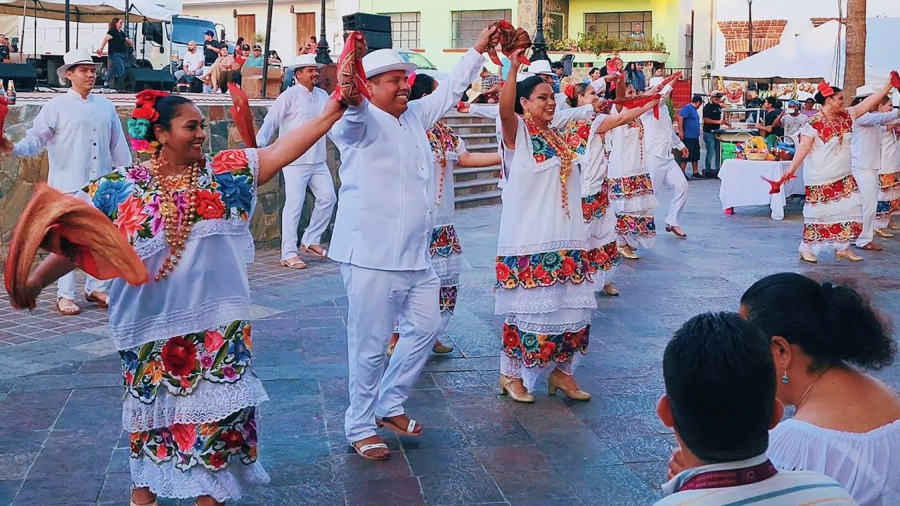 Angaripola, Aires Yucatecos, Fiesta del Pueblo, Chinito Koy K, La Mestiza, Las Mujeres que se pintan