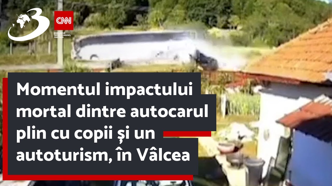 Momentul impactului mortal dintre autocarul plin cu copii și un autoturism, în Vâlcea