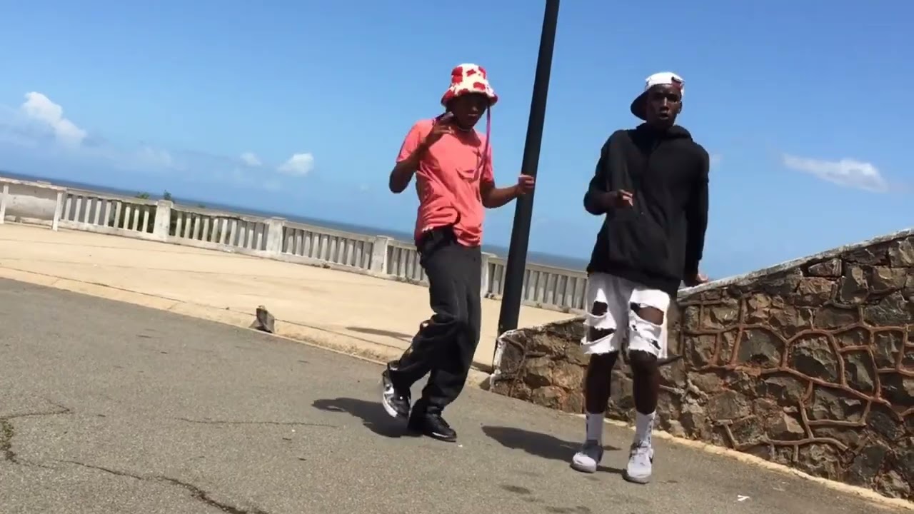 Mumiaheyy Ft. Macomeezzy_
