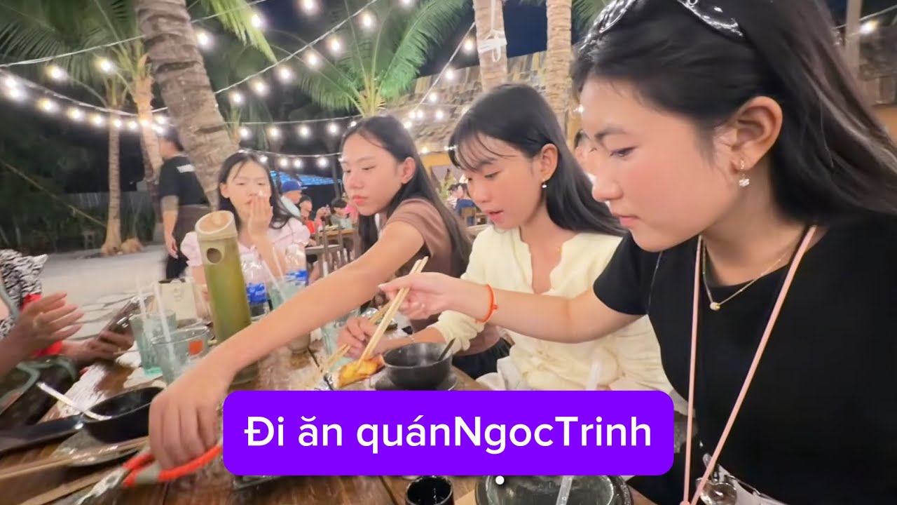 Đi ăn cùng các bạn diễn tại quán của Ngọc Trinh 🍽️✨#hautruongphim #bonamedia #vlogteen