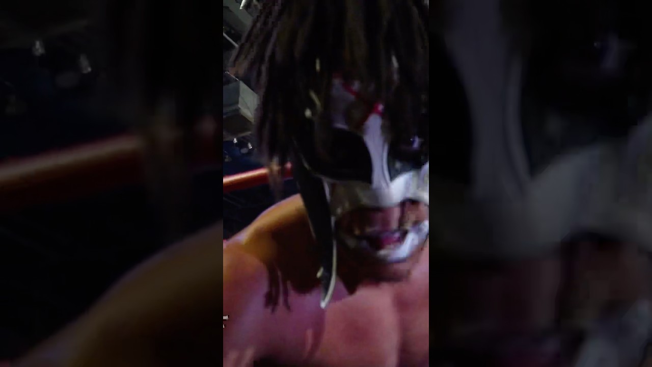 JKM отправляет сообщение Джино Ривере! 