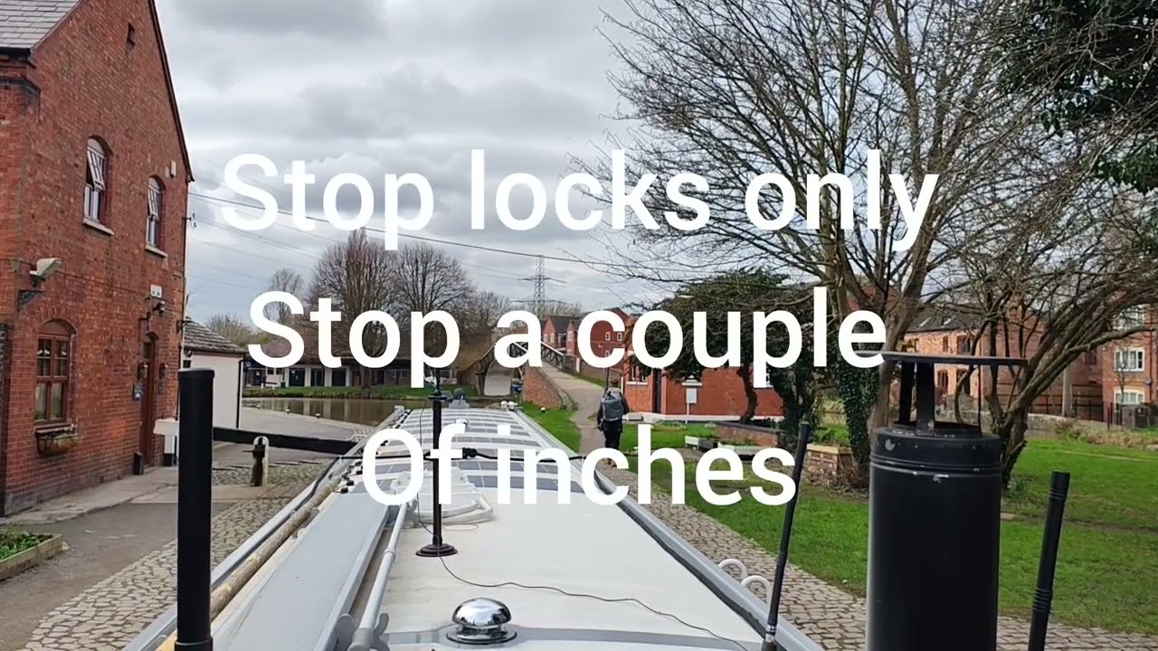 Electric narrowboat Oki 5-79