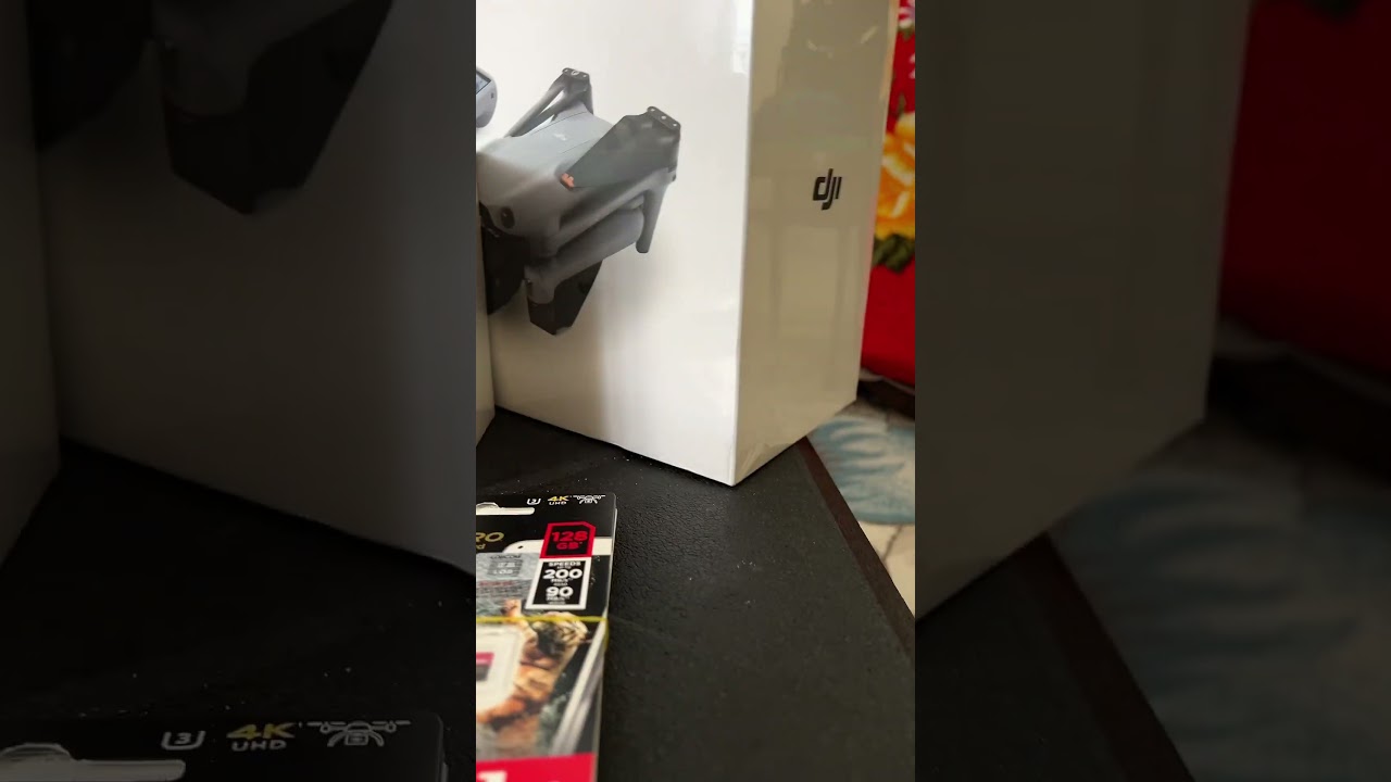Так же имееются в наличии экшн камеры и другие техники DJI, insta360