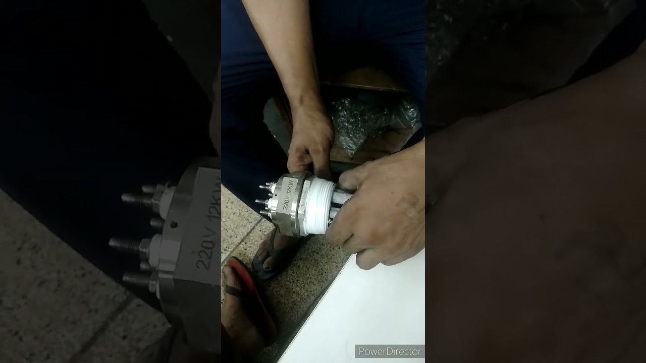 আজকে ইলেকট্রিক বয়লারের কয়েল পরিবর্তন করলাম। জটিল সমস্যা ছিল সহজেই সমাধান করলাম।