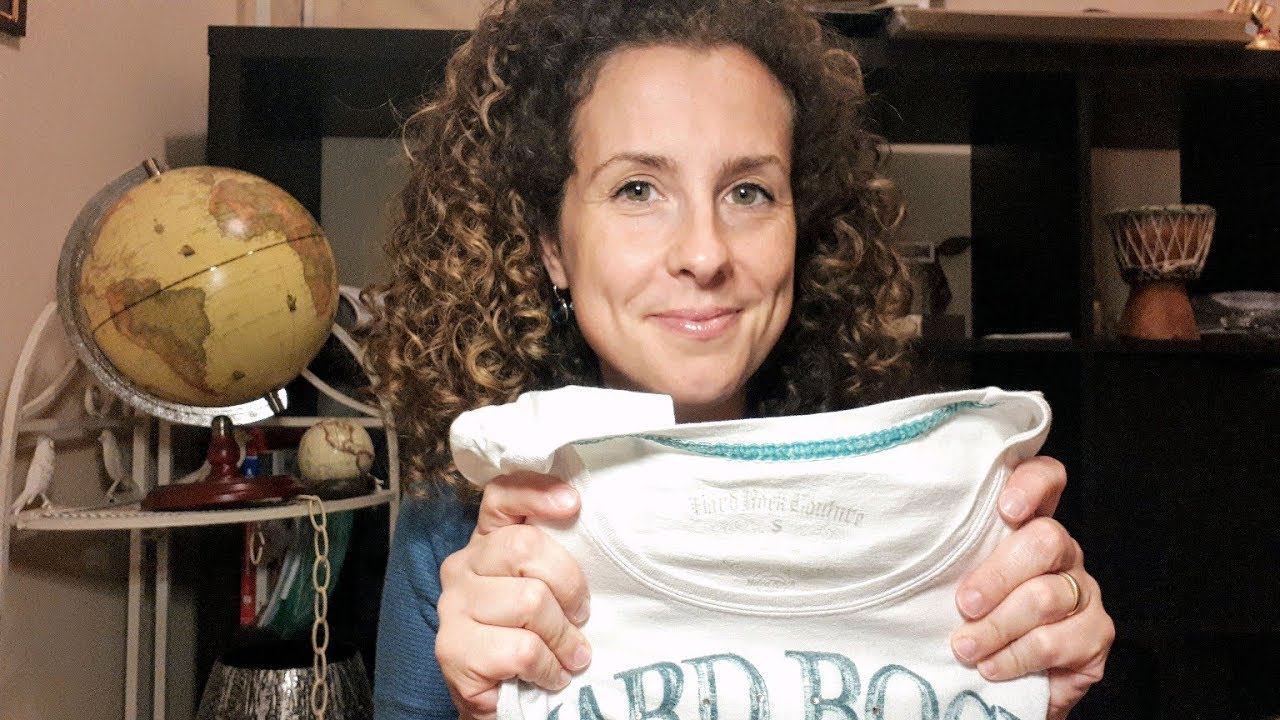 ASMR ita-RELAXING FOLDING CLOTHES - PIEGO VESTITI..TU RILASSATI