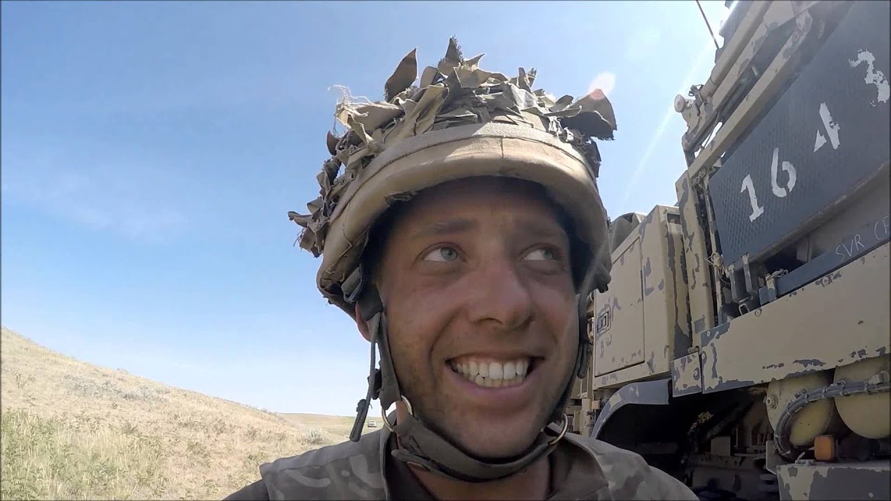 British Army Recovery Mechaincs In Canada
