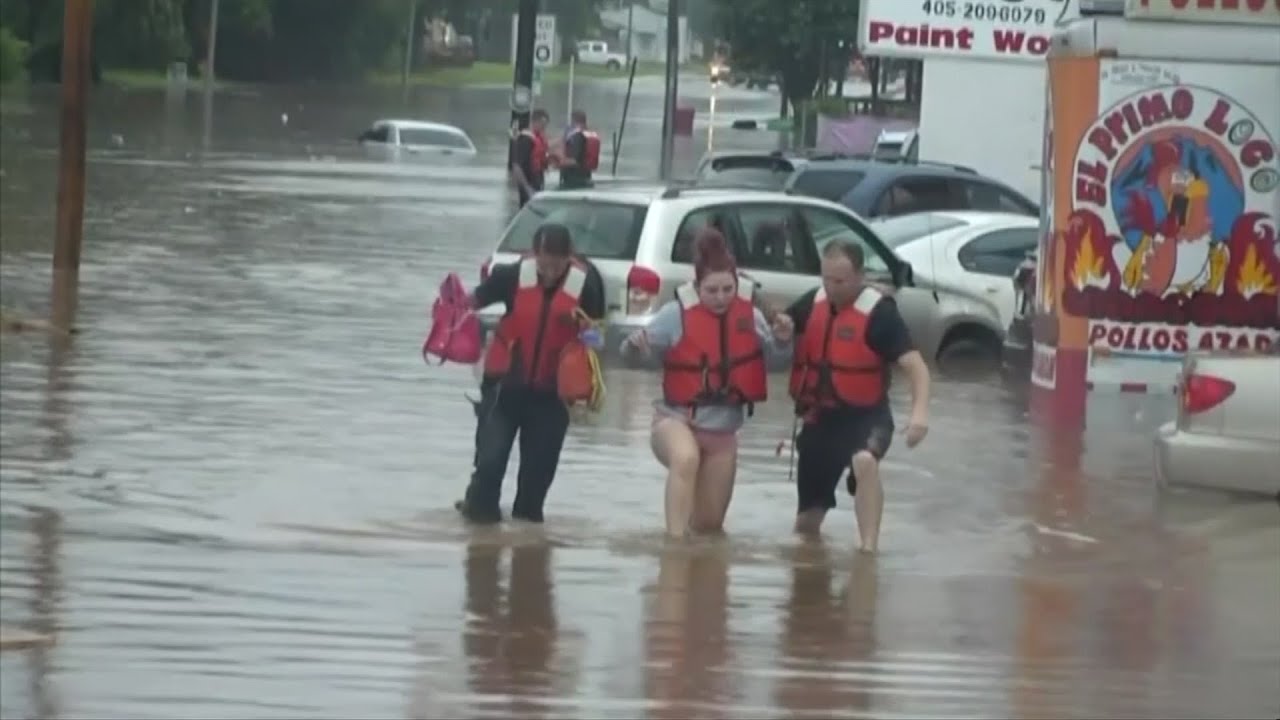 Flash flooding prompts rescues in Oklahoma City