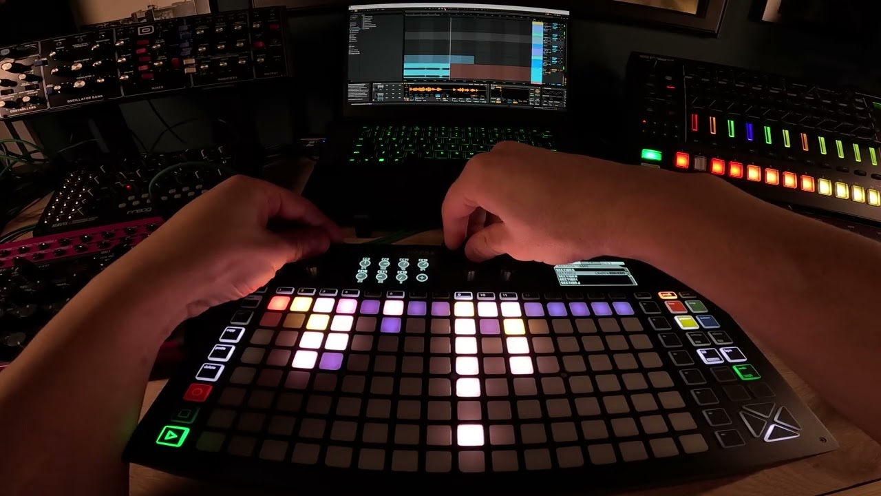Nuclear Aftermath – Dark-Future Acid Techno (Live Performance)