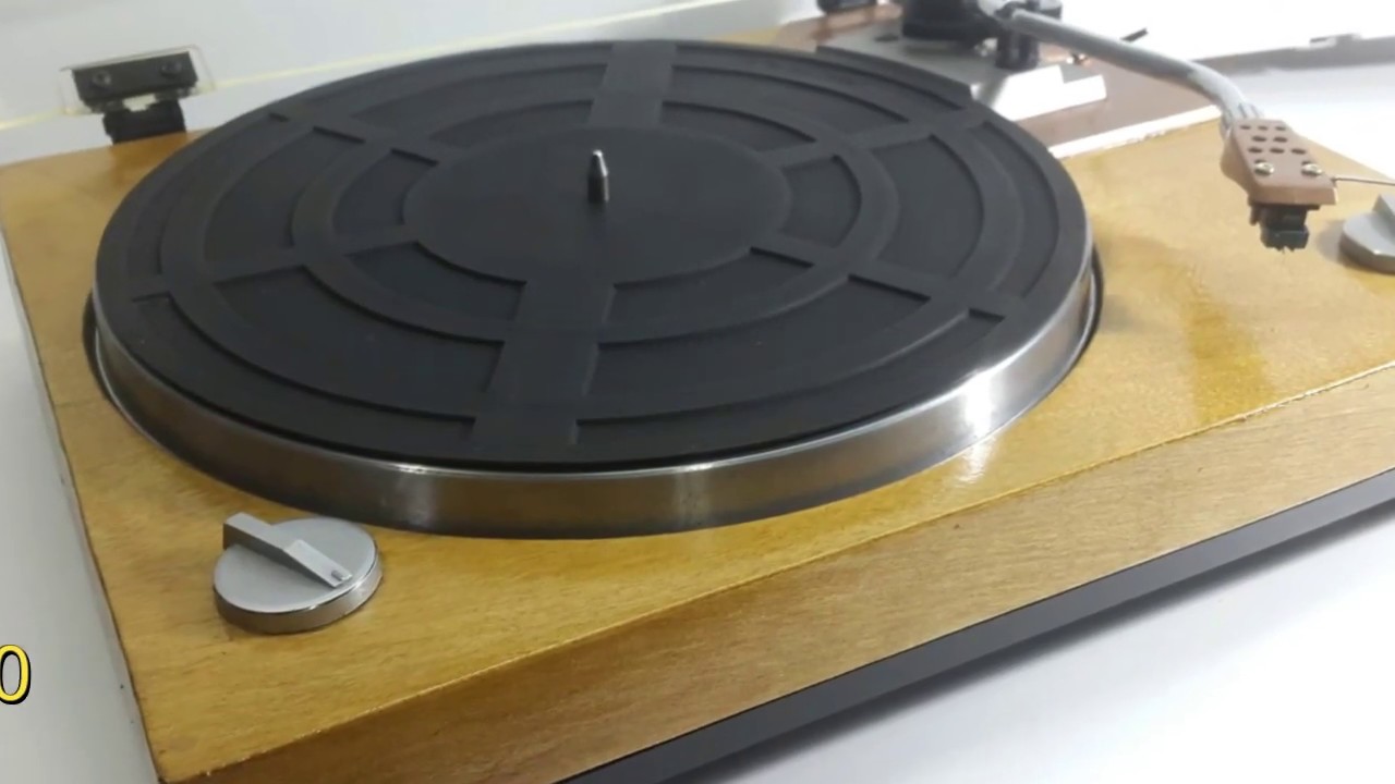 Restauraci&oacute;n. Sansui P50 turntable