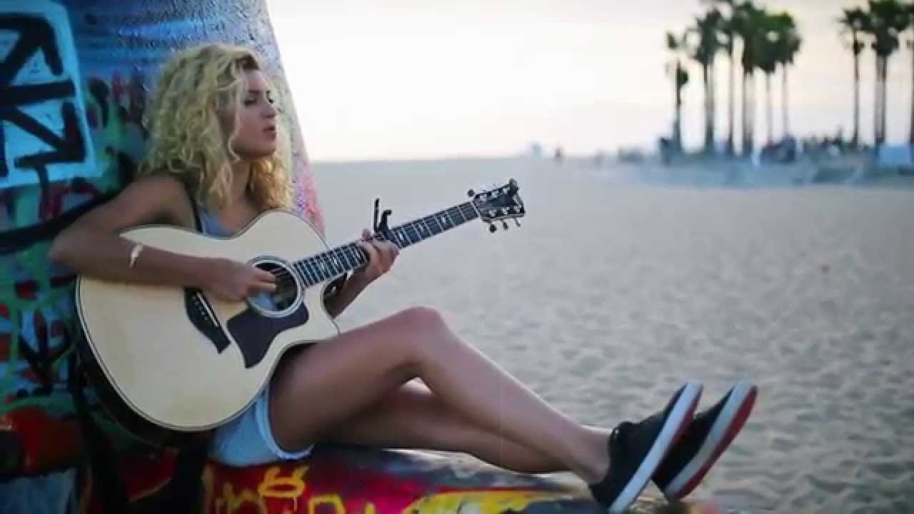 Tori Kelly - 'Silent' from The Giver movie soundtrack