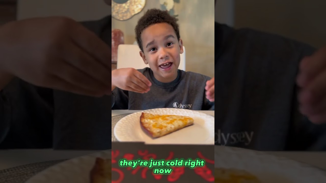 🔥🥶 Dsnacks&rsquo; Chilled Disappointment: @Hellcrust pizza Maple ridge Review! 🍕 #PizzaReview