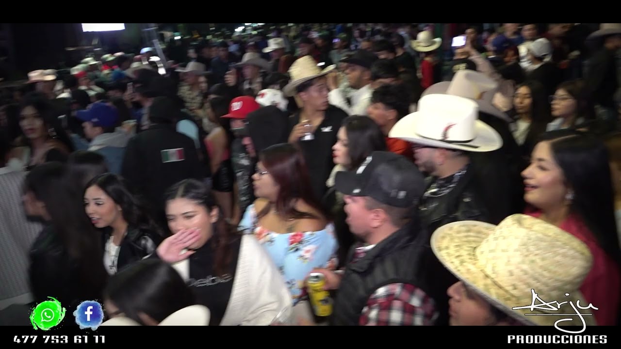 Conjunto Agua Azul en la Fiesta de la Virgen de Guadalupe 2025 Arperos Gto