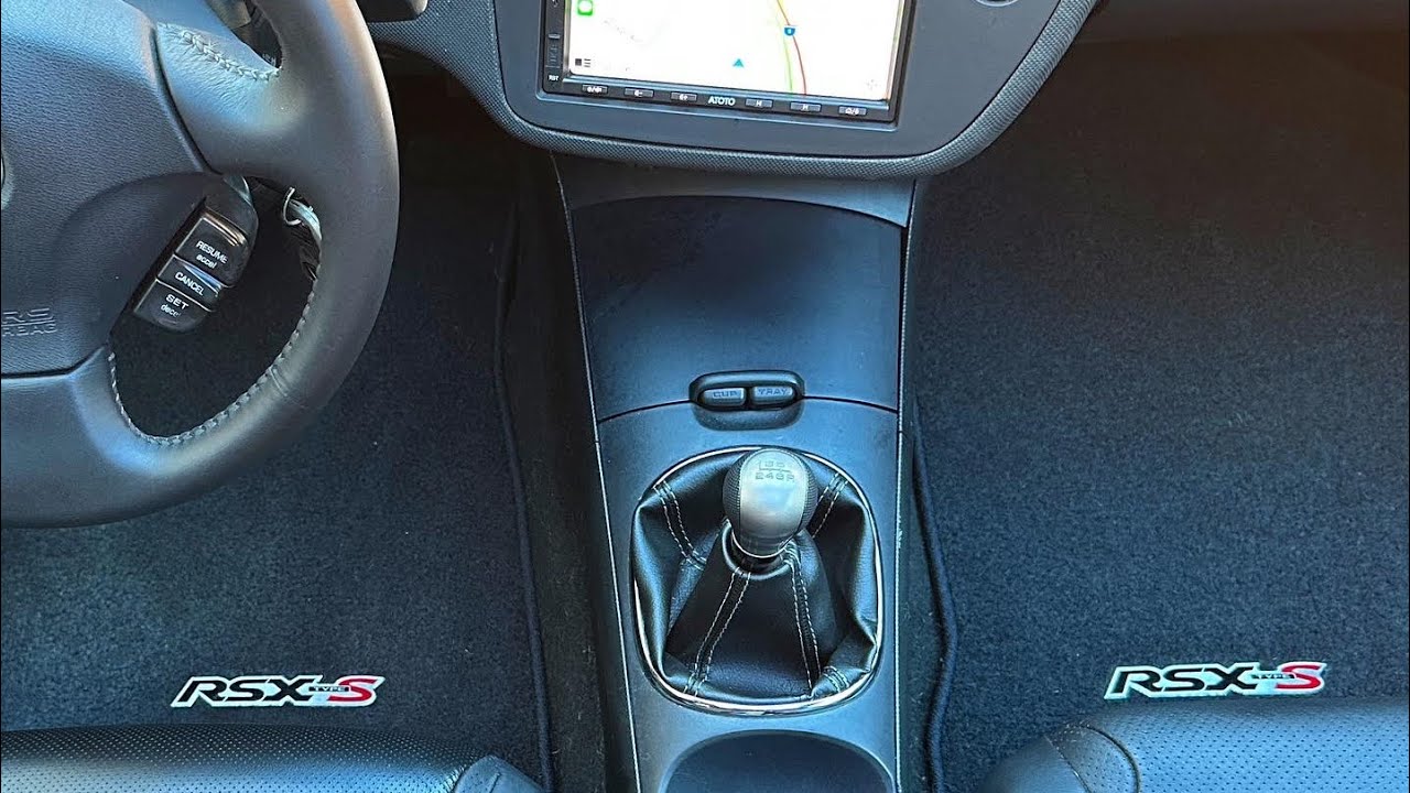2006 Acura RSX Type S: A Restoration Journey - volume 3 - Interior