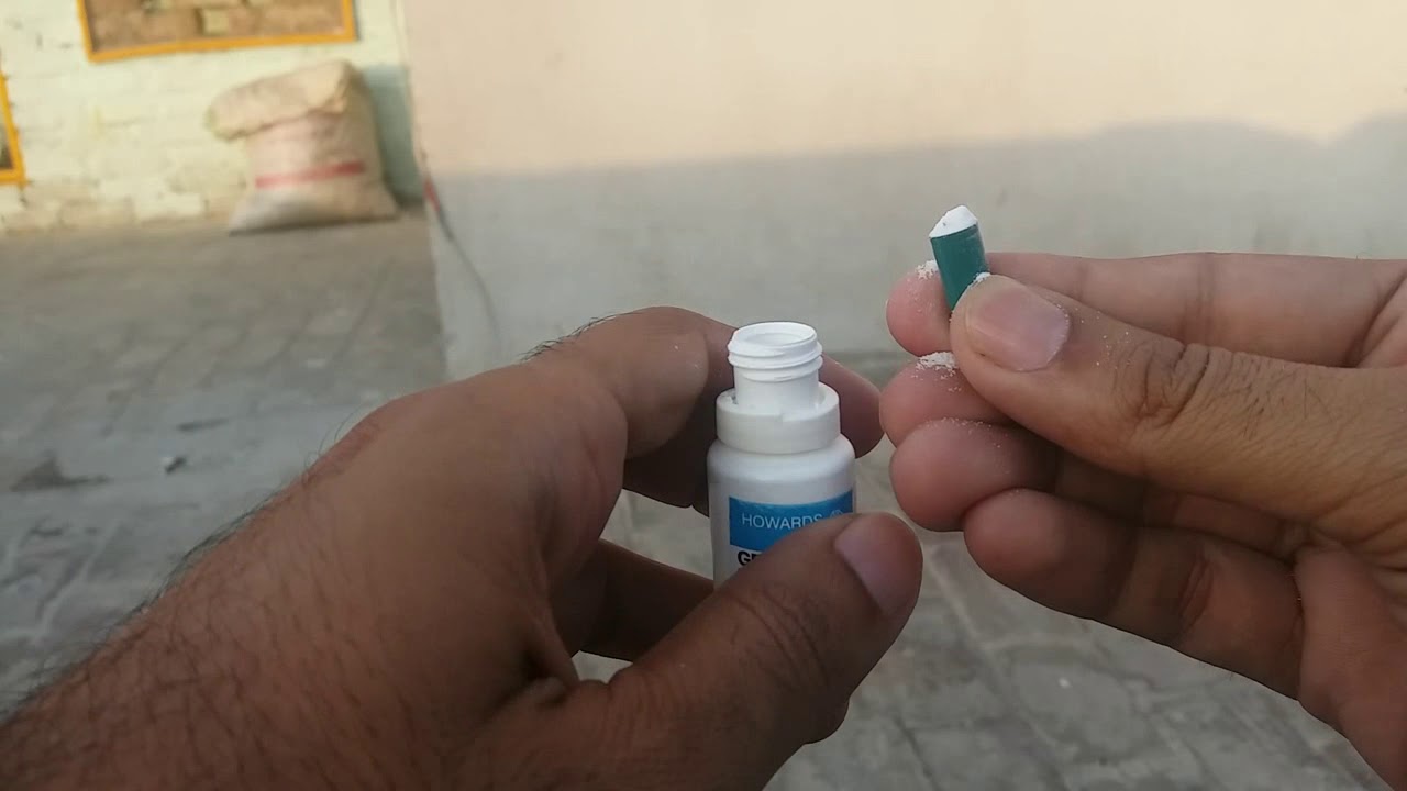 Bacho Ki Ankhay Khrab Hoi / Eye Infection Problem [ Hashim Mahmood Pigeons ]
