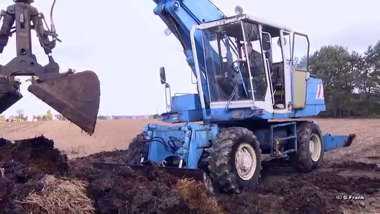 DDR Landmaschinen im Düngeeinsatz! 2015