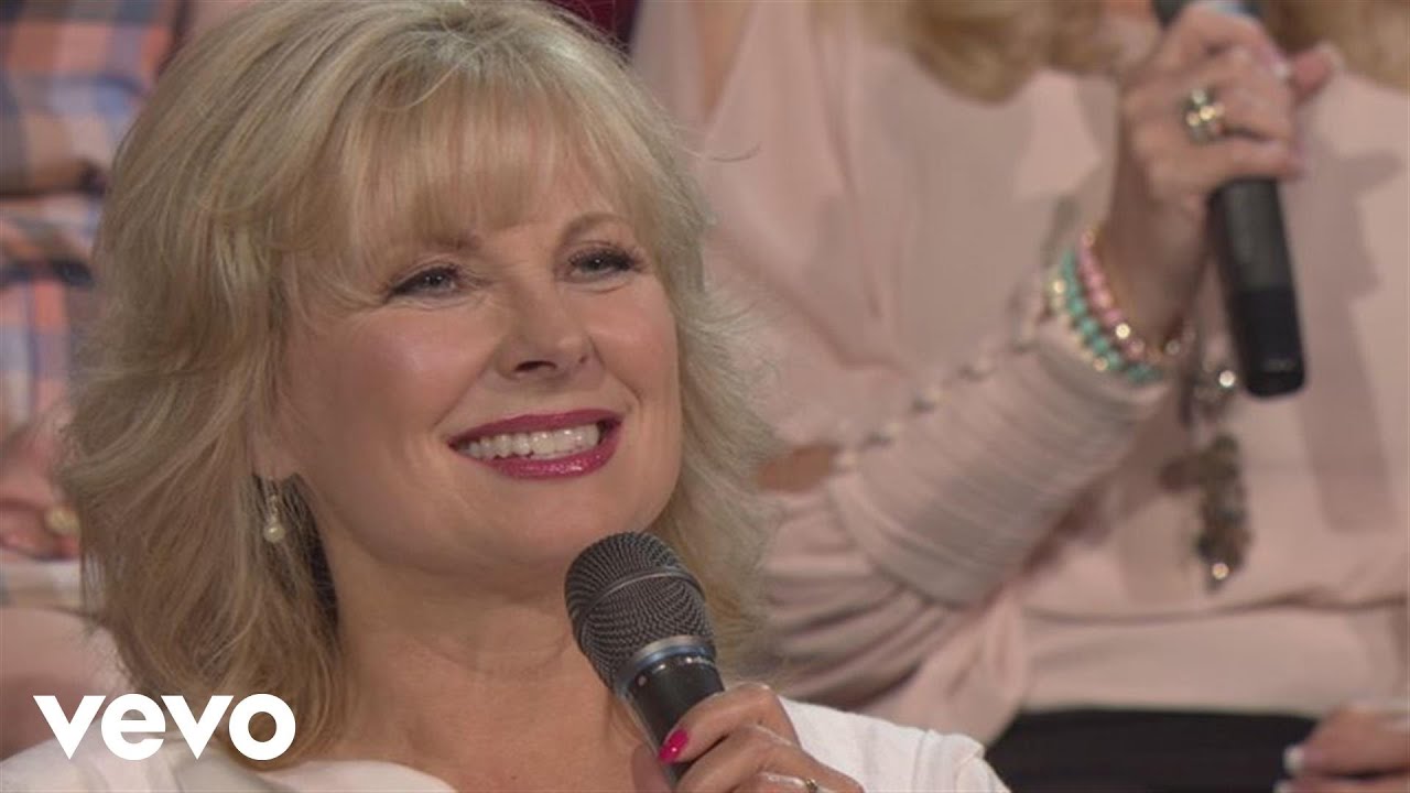Bill & Gloria Gaither - In Good Hands (Live) ft. Angela Primm, TaRanda Greene, Reba Rambo-McGuire