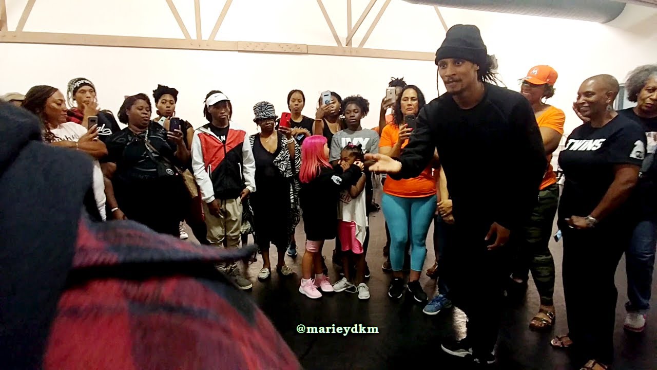 Laurent Bourgeois Coaching Chicago Dancers - Les Twins Chicago Workshop 2019