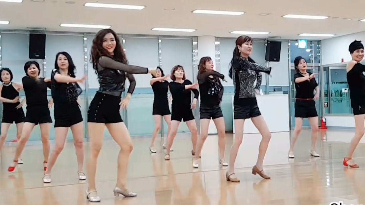 Change Of Heart: 변심 (Phrased High Beginner) line dance