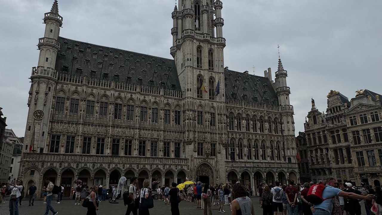 COME WITH US TO BRUSSELS🇧🇪🧇!!!
