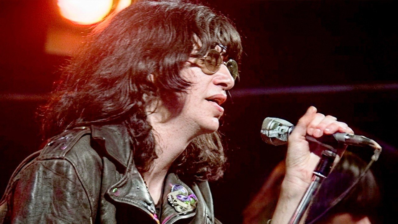 Ramones - Sheena Is A Punk Rocker (Official Music Video)