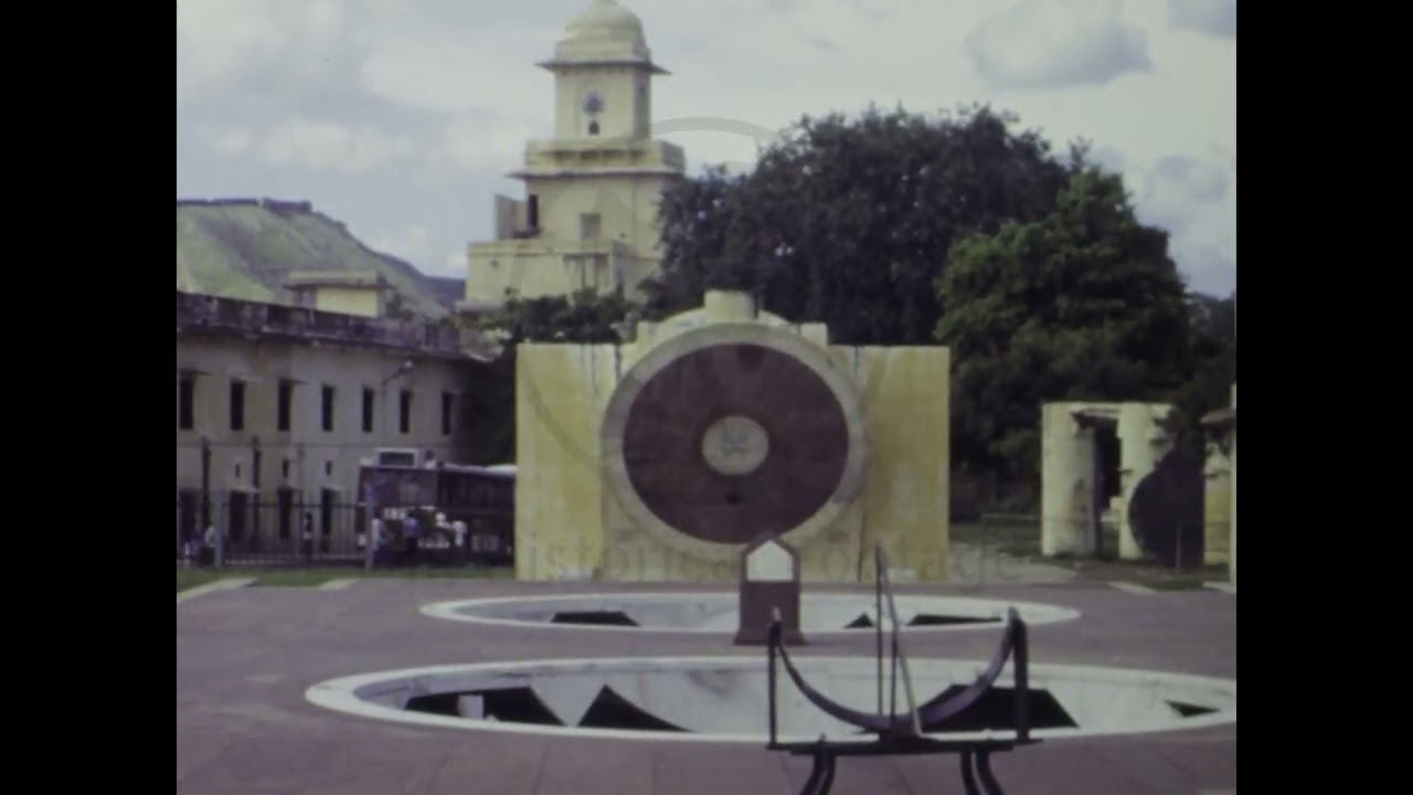 India Trip in 70s Archive Footage