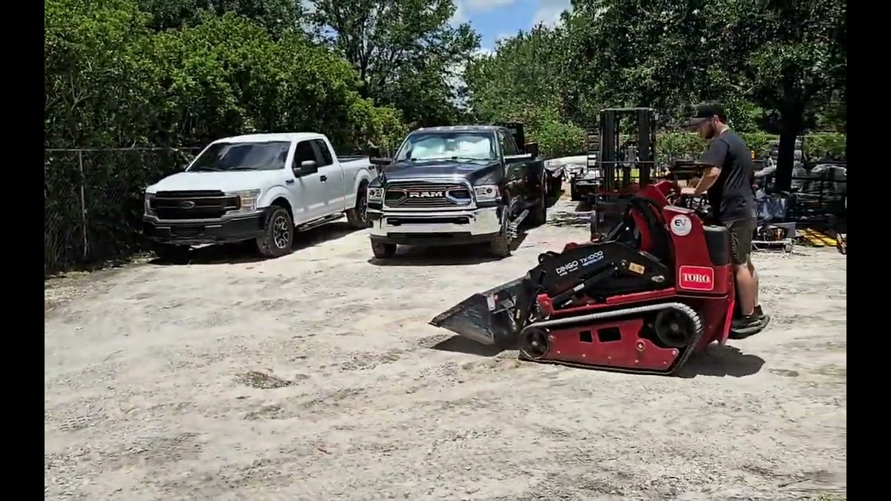 Experience the Toro Dingo TX1000 in Action!