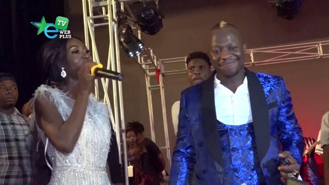 CONCERT DEDICACE TENIN DIAWARA ft ISSA DIABATE