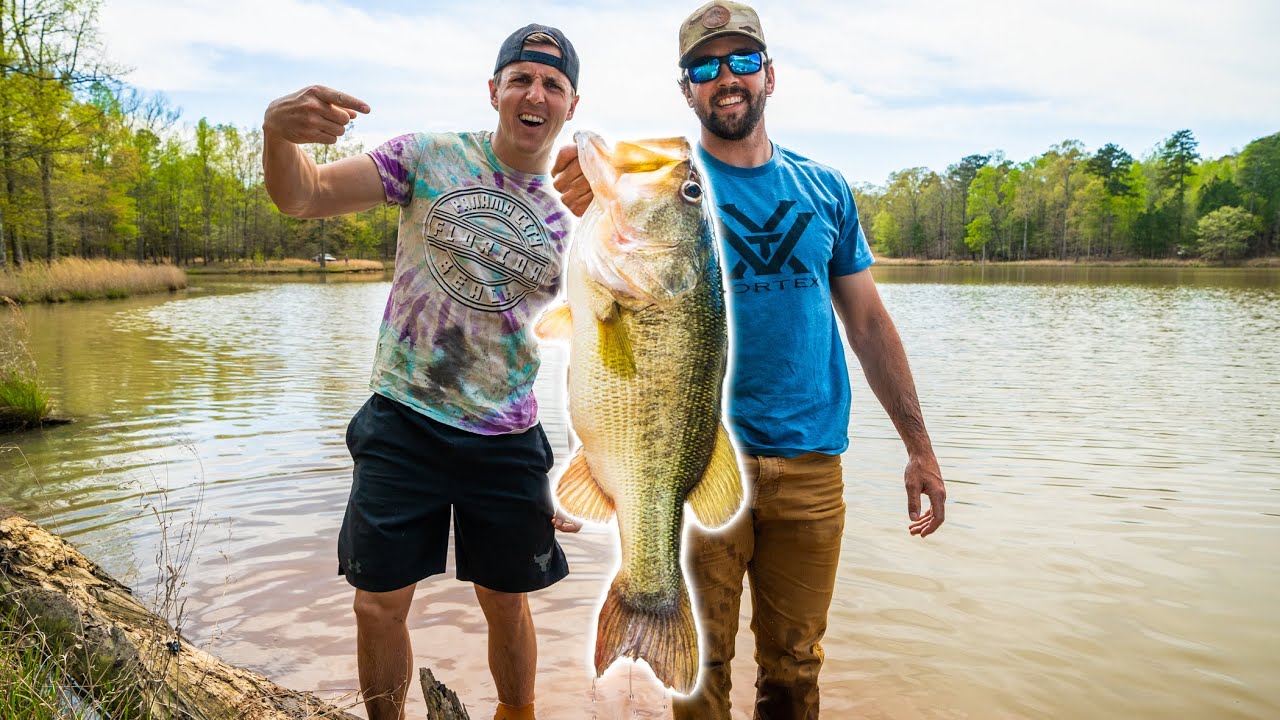 NEW PB!! It&rsquo;s a GIANT!! Spawning in MUDDY Water