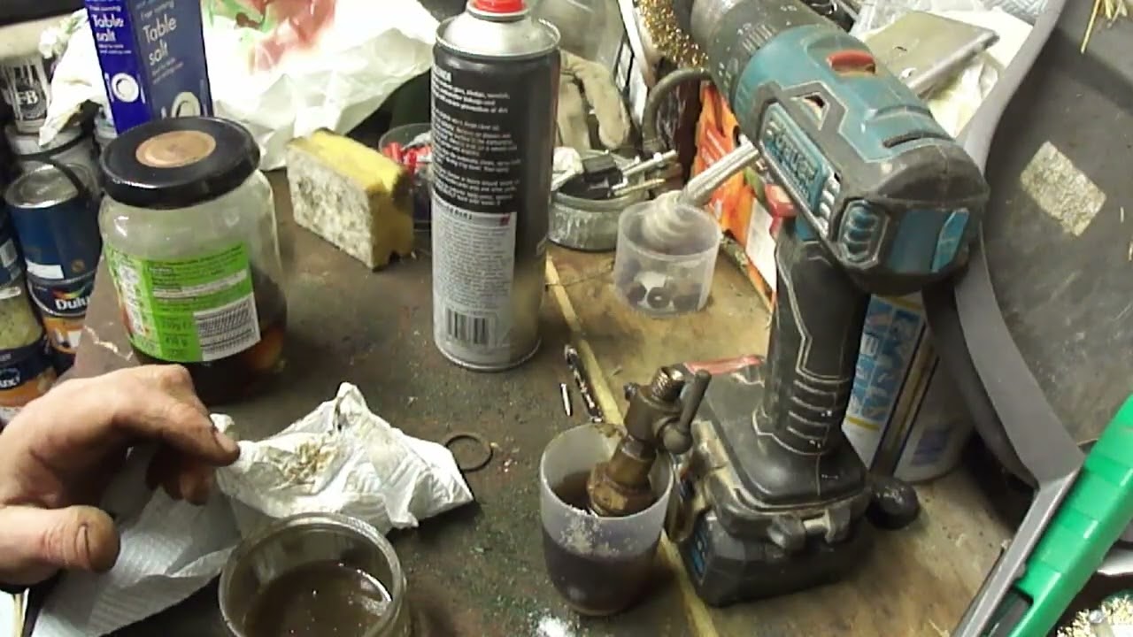 Lister D. Fuel tap and tank restoration using vinegar as a rust removal material.