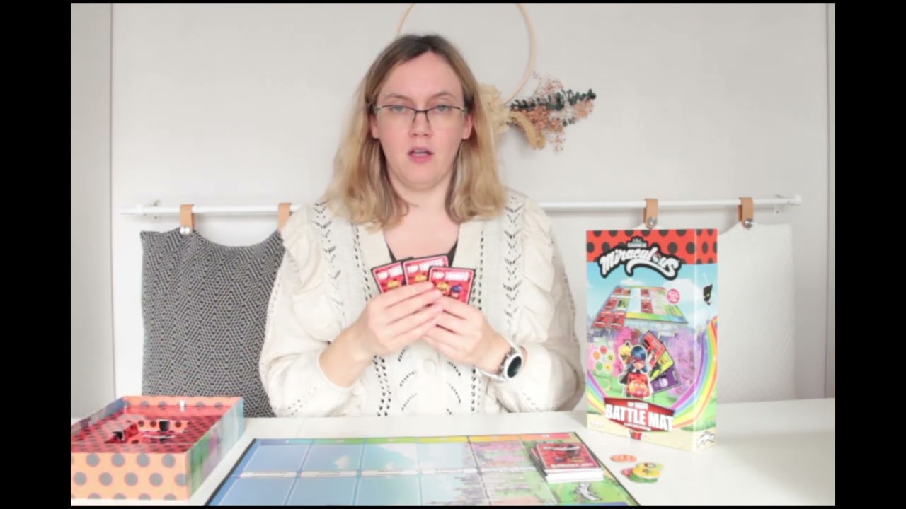 Battle Mat top trumps Winning moves