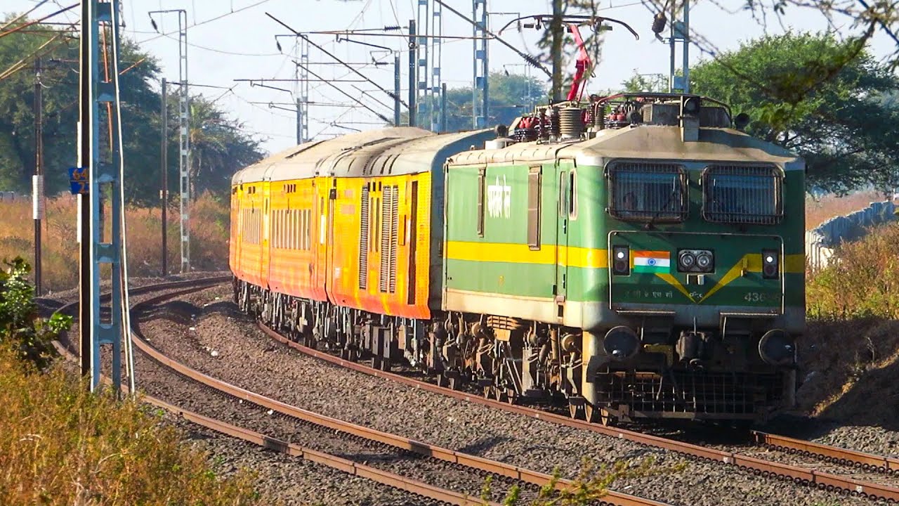 Mumbai - Indore Tejas Express glides through Beautiful Curve towards Ratlam