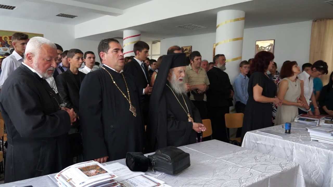 Sfarsit de an la Seminarul Teologic Sf. Nicolae - Rm. Valcea - 2013 (I)