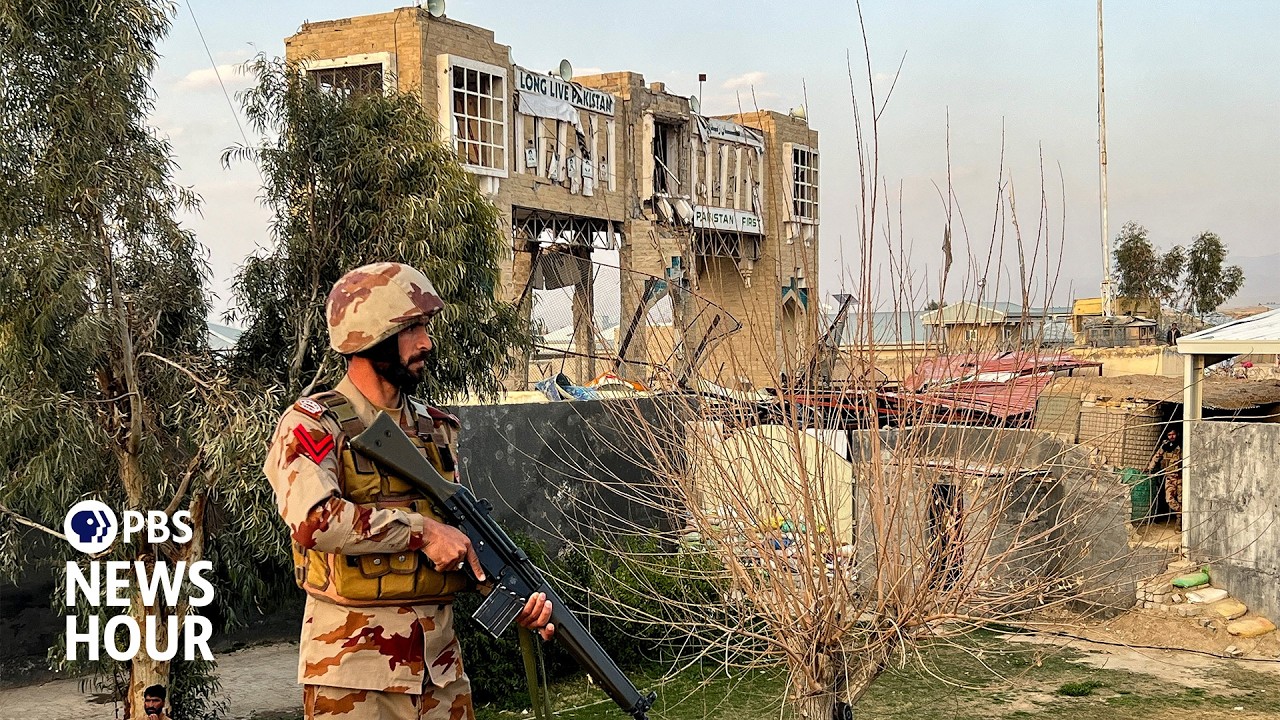 News Wrap: Pakistan says it's in 'open war' with Afghanistan