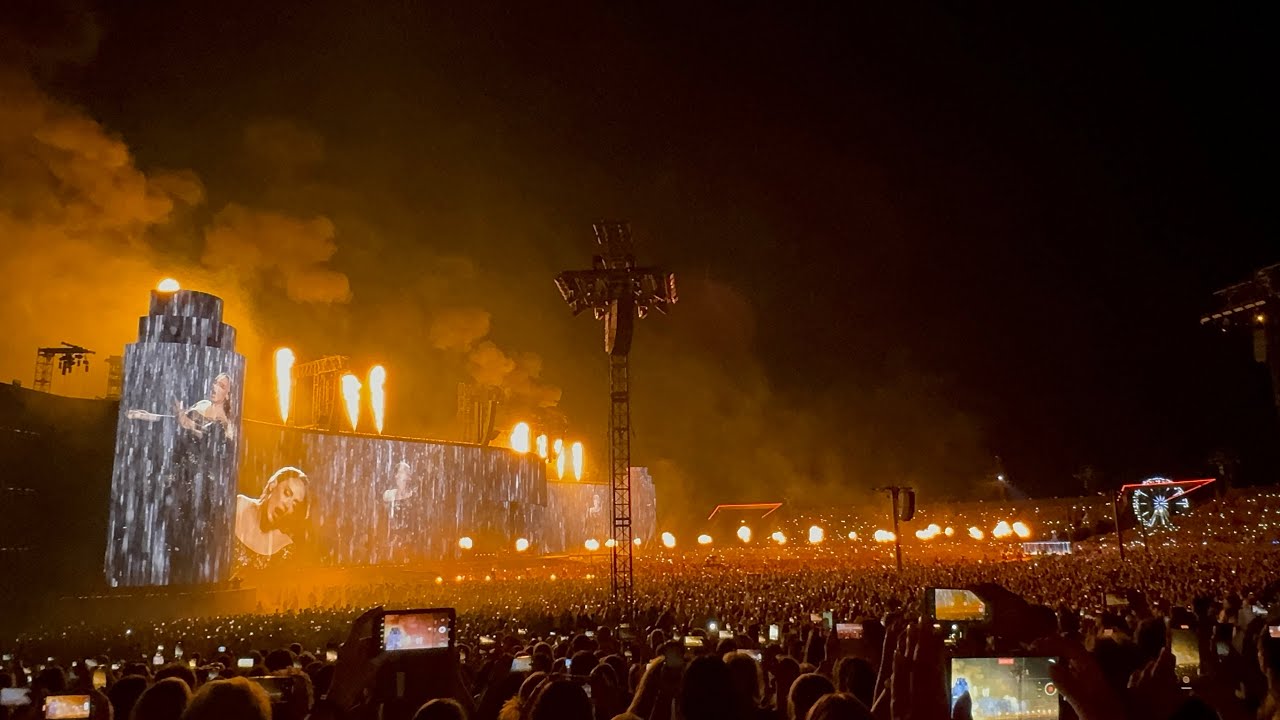 Adele - Set Fire To The Rain ( Live in Munich, August 30th, 2024)